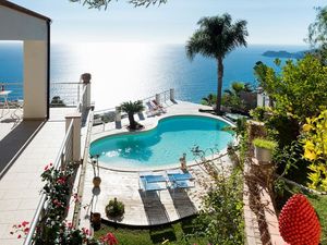 21698083-Ferienhaus-7-Taormina-300x225-4