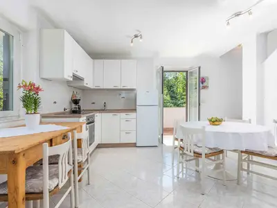 Ferienhaus für 3 Personen (90 m²) in Tar 1/10