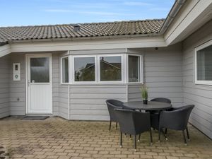 23866453-Ferienhaus-8-Tarm-300x225-4