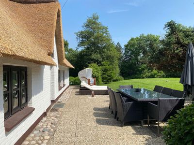 Strandkorb und Terrasse