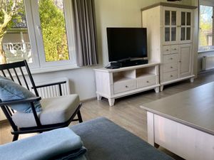 23885683-Ferienhaus-8-Tating-300x225-3