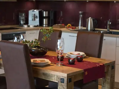 Küche mit Kaffee Vollautomat