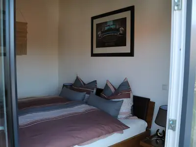 Schlafzimmer 1 mit Doppelbett