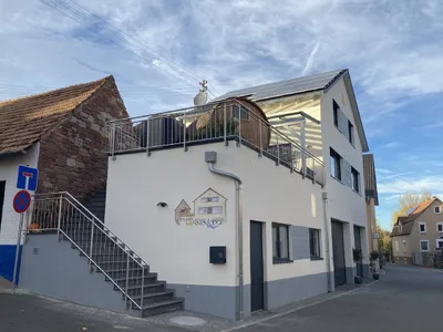 Außenansicht mit Sauna