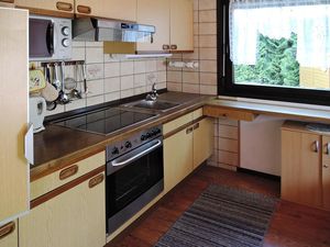 23290526-Ferienhaus-3-Tennenbronn-300x225-5