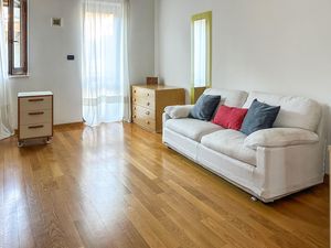 24024331-Ferienhaus-10-Termoli-300x225-4