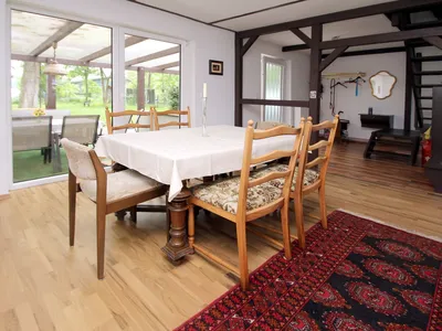 DiningRoom