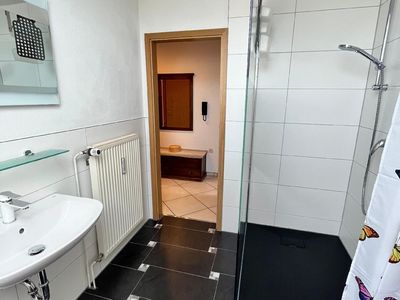 Badezimmer FeWo2 (DG)