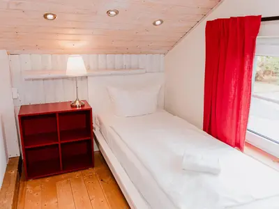 Schlafzimmer 2