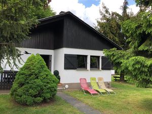 22095381-Ferienhaus-4-Thalfang-300x225-5