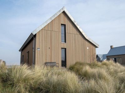 Ger&auml;umiges Ferienhaus auf der R&uuml;ckseite