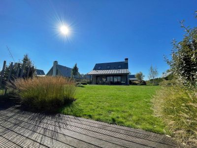 Ferienhaus mit gro&szlig;em Garten und viel Luxus