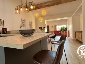 24037091-Ferienhaus-4-Thuir-300x225-5