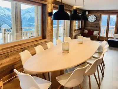 DiningRoom