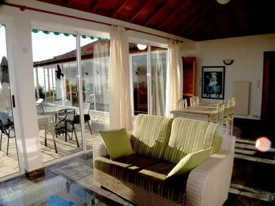 Wohnbereich mit Südterrasse