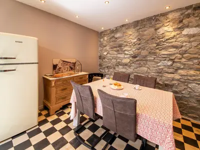 DiningRoom
