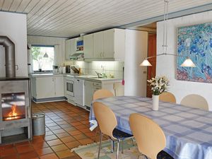 23722767-Ferienhaus-8-Tim-300x225-1