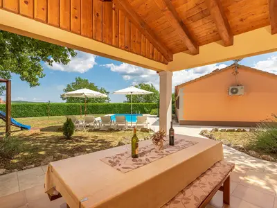 Ferienhaus für 6 Personen (91 m²) in Tinjan 4/10