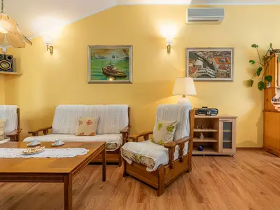 Ferienhaus für 6 Personen (91 m²) in Tinjan 5/10