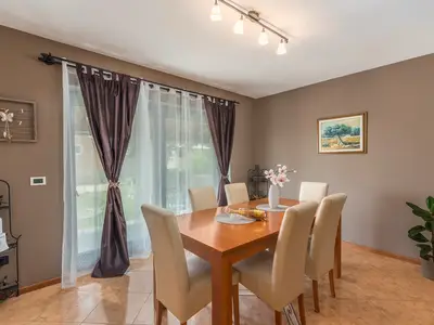 Ferienhaus für 8 Personen (144 m²) in Tinjan 4/10