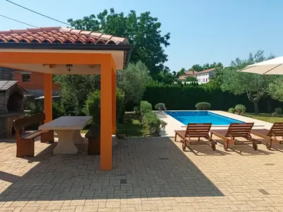 pool