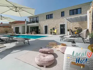 Ferienhaus für 10 Personen (180 m²) in Tinjan
