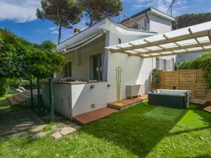 Ferienhaus für 6 Personen (180 m²) in Tirrenia