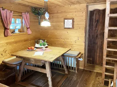 DiningRoom