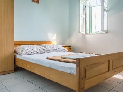 Ferienhaus für 6 Personen in Tkon 10/10