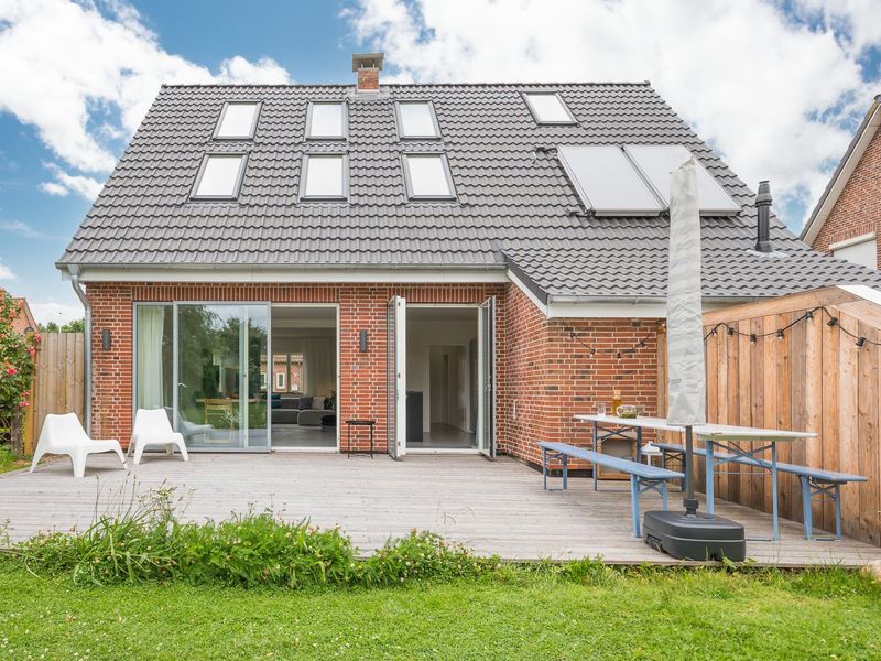 23967008-Ferienhaus-6-Tönning-800x600-0