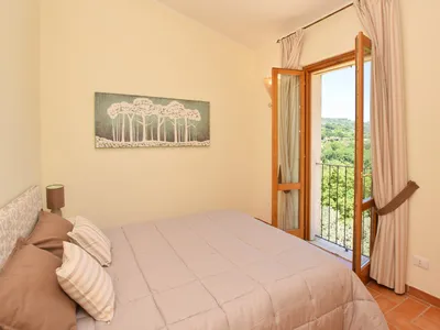 bedroom bedroom