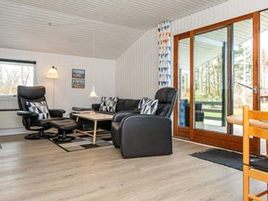 22332565-Ferienhaus-4-Toftlund-300x225-3