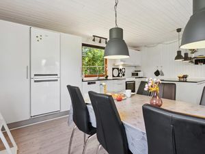 23765795-Ferienhaus-6-Toftlund-300x225-5