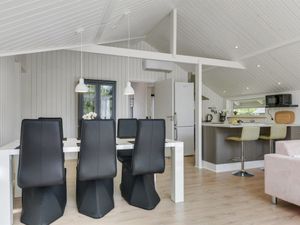 23866091-Ferienhaus-6-Toftlund-300x225-5