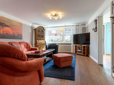 Wohnzimmer mit Fernseher
