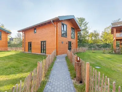 Ferienhaus für 6 Personen (105 m²) in Kating 1/10