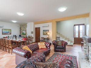 23739926-Ferienhaus-20-Torchiara-300x225-2