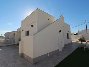 22434399-Ferienhaus-6-Torrevieja-300x225-4