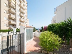 23204415-Ferienhaus-4-Torrevieja-300x225-3