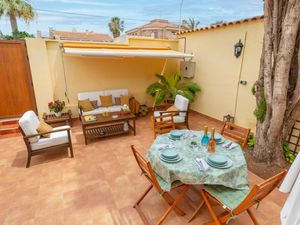 23543380-Ferienhaus-4-Torrevieja-300x225-5