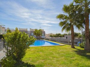 23589781-Ferienhaus-4-Torrevieja-300x225-4