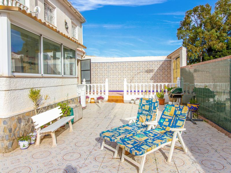 23758884-Ferienhaus-6-Torrevieja-800x600-1