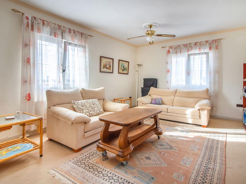 23758884-Ferienhaus-6-Torrevieja-800x600-2