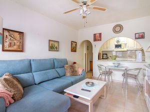 23762525-Ferienhaus-2-Torrevieja-300x225-4