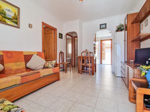 23765224-Ferienhaus-4-Torrevieja-300x225-1