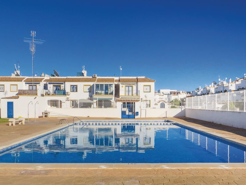 23737455-Ferienhaus-6-Torrevieja-800x600-2