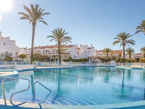 23722729-Ferienhaus-4-Torrevieja-300x225-2