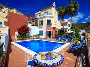 23857755-Ferienhaus-8-Torrox-300x225-0