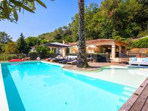 23878290-Ferienhaus-10-Tourrettes-sur-Loup-300x225-0