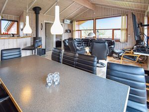 23729639-Ferienhaus-11-Tranekær-300x225-3